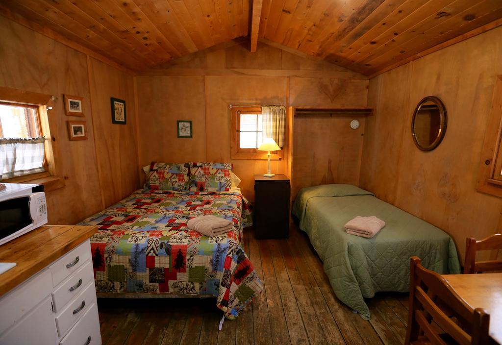 The Cabins At Historic Columbine Clark ภายนอก รูปภาพ