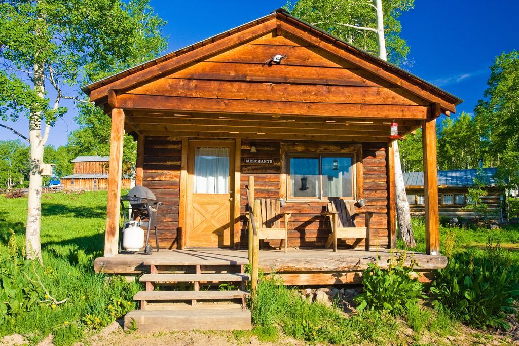 The Cabins At Historic Columbine Clark ภายนอก รูปภาพ